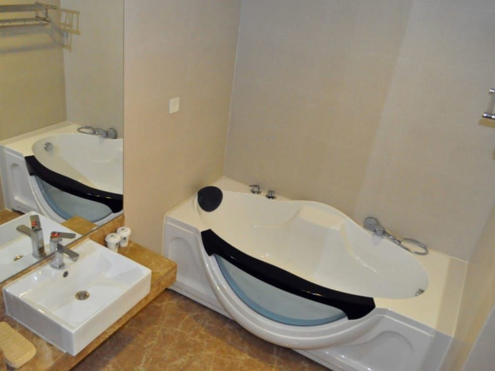 Гуанчжоу: GreenTree Inn Guangdong Guangzhou Baiyun Avenue Yongping Business Hotel