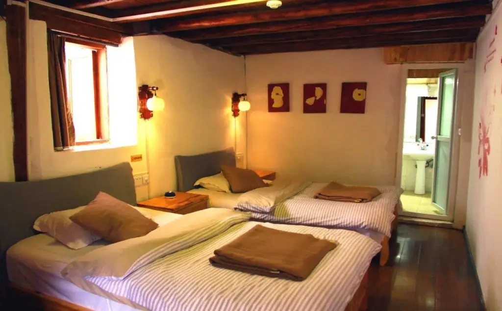 Лицзян: Lao Shay Youth Hostel Lijiang