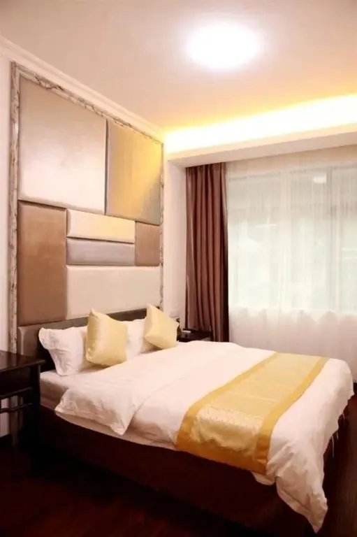 Яншо: Отель Yangshuo Happy Hotel