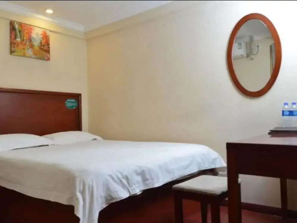Циньхуандао: GreenTree Inn Qinghuangdao Sun City Hotel