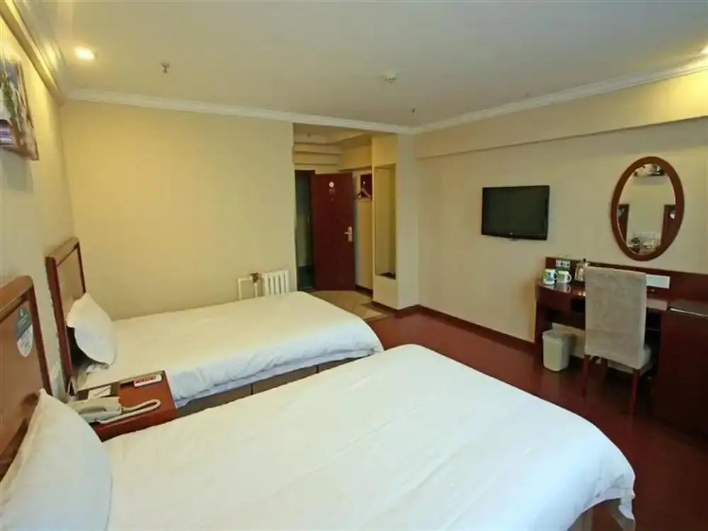 Циньхуандао: GreenTree Inn Qinghuangdao Sun City Hotel