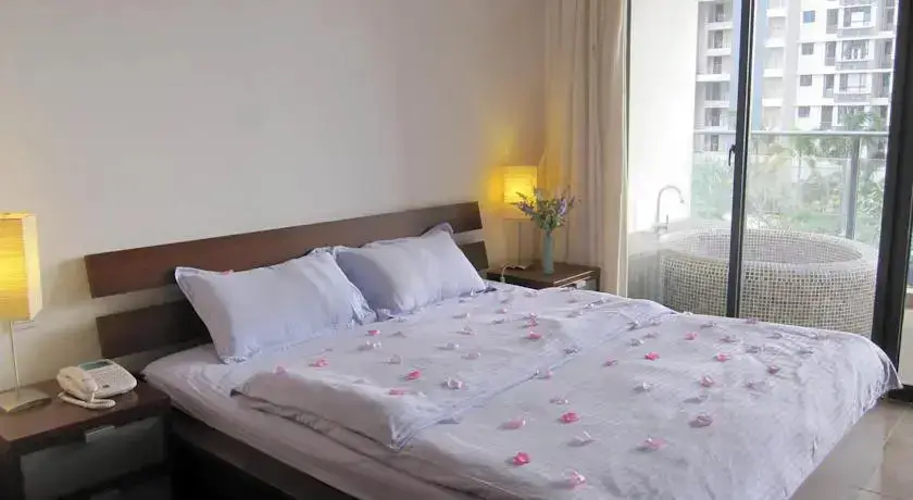 Санья: Sanya Romantic Seaview Apartment