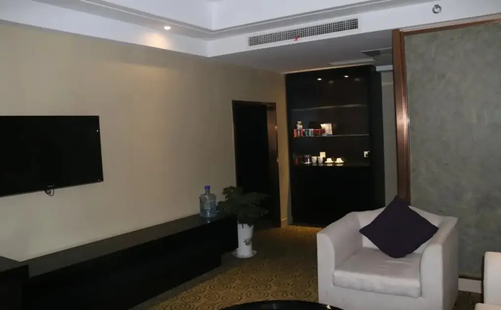 Циндао: Qingdao Jinzhongtai Hotel