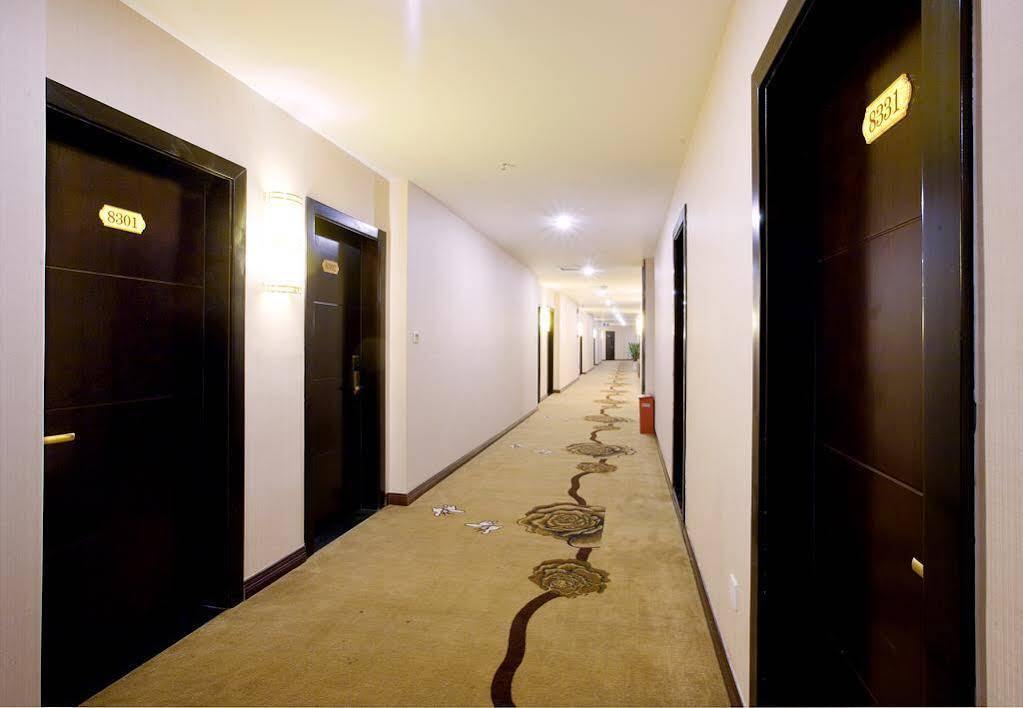 Чунцин: Chongqing Qintaiyue Hotel