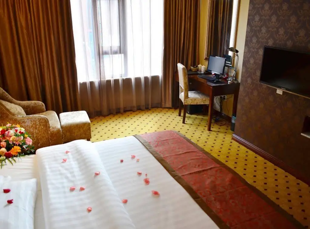 Чунцин: Chongqing Qintaiyue Hotel