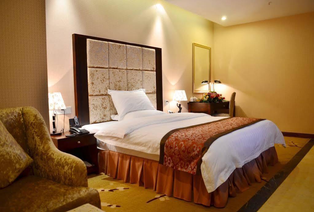 Чунцин: Chongqing Qintaiyue Hotel