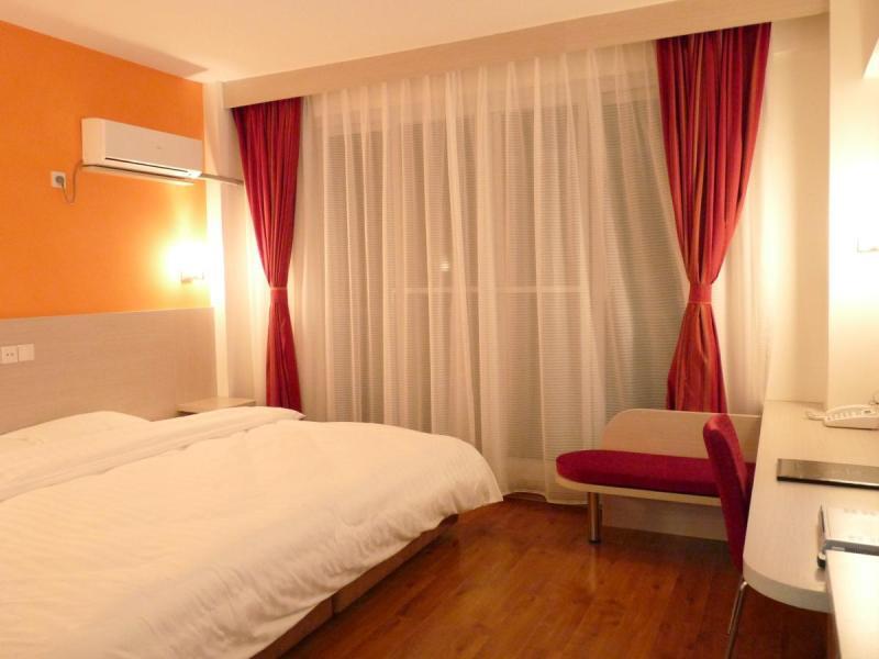 Циндао: My Hotel Qingdao