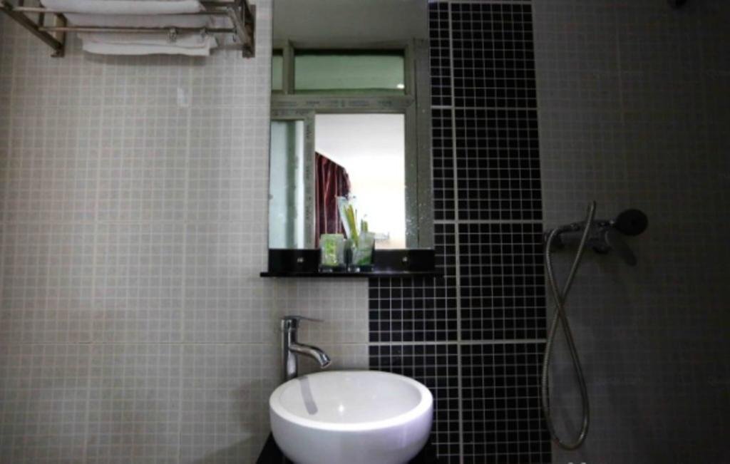 Мяньян: Mianyang Santai Nanhe Business Inn