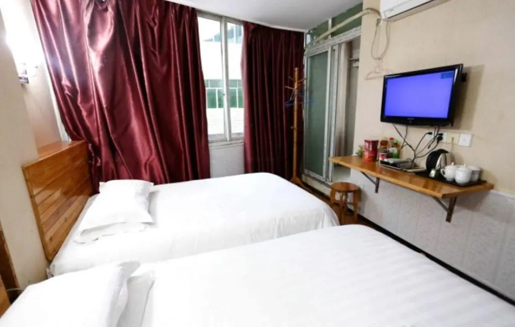 Мяньян: Mianyang Santai Nanhe Business Inn