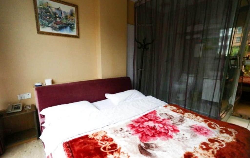 Мяньян: Mianyang Santai Nanhe Business Inn