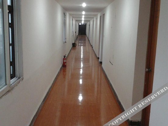 Цзясинь: Yunlongge Express Hotel