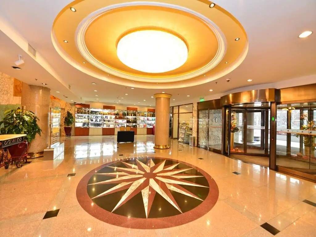Пекин: Beijing He Ping Li Hotel