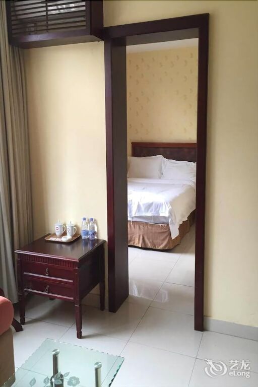 Шэньчжэнь: Yafeng Hotel Overseas Chinese Town Branch
