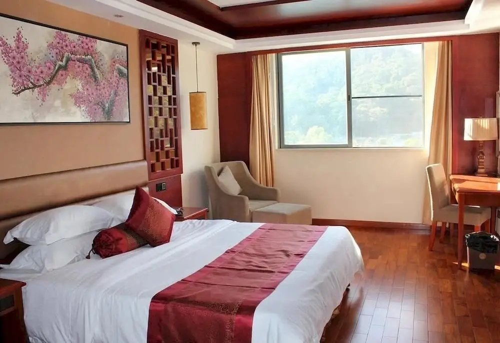 Гуанчжоу: Yihua Riverview Hot Spring Holiday Hotel