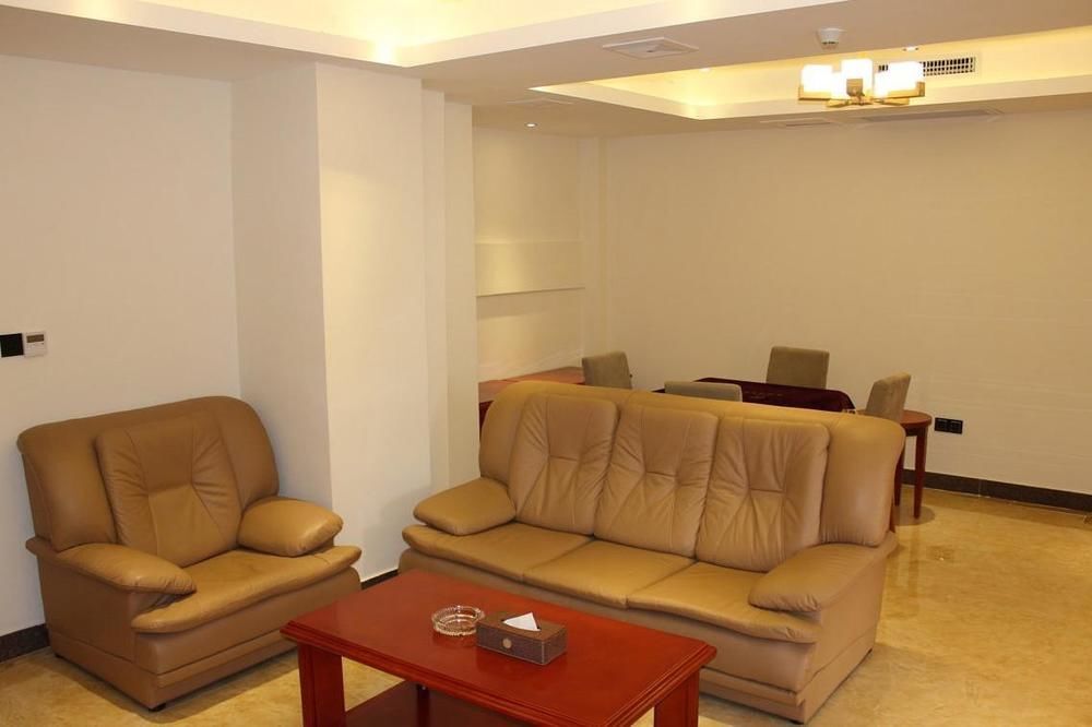 Гуанчжоу: Yihua Riverview Hot Spring Holiday Hotel