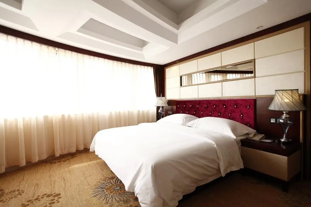 Jingdu Guilong Hotel — фото 1