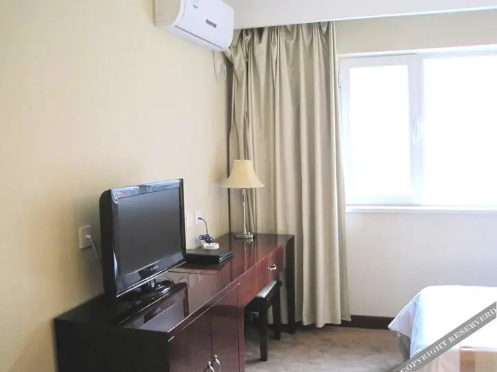 Пекин: Golden Inn