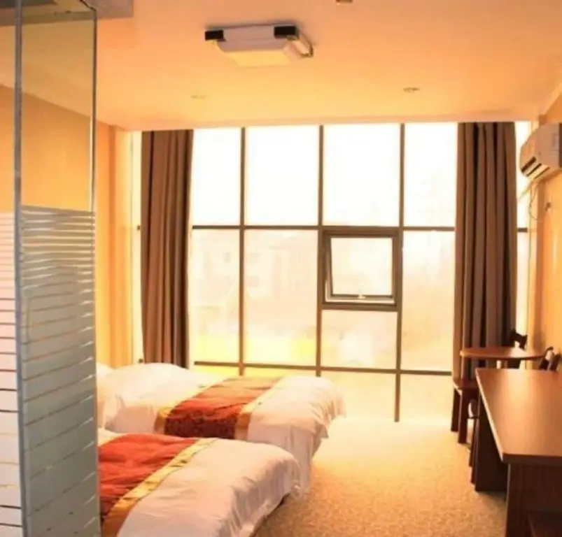 Ханчжоу: Hangzhou Hangfeng Hotel Xiaoshan Airport
