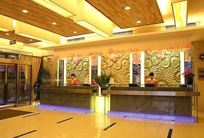 Пекин: Elite Hotel Beijing International Exhibition Hepingli North Street Subway Station store