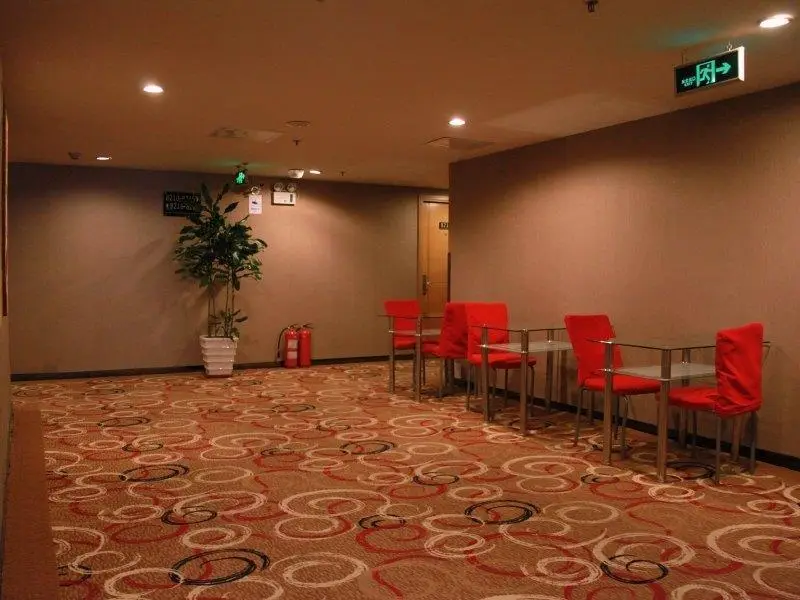 Пекин: Super 8 by Wyndham Beijing Birds Nest