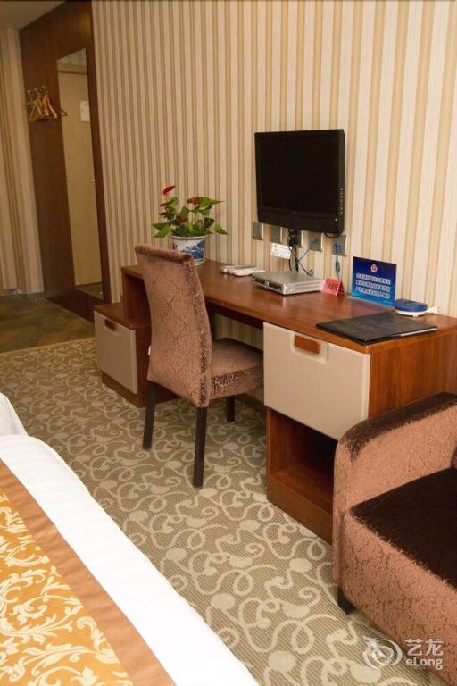 Пекин: Super 8 Hotel Hepingli - Beijing