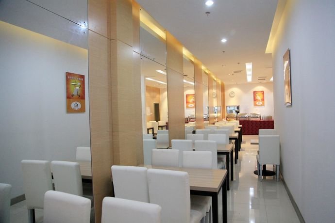 Пекин: Super 8 by Wyndham Beijing ShiJingShan Ba Jiao