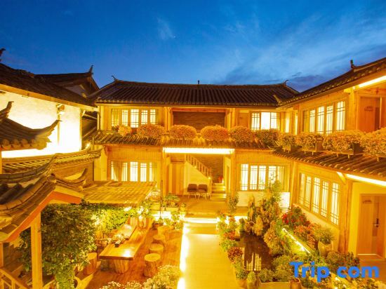 Лицзян: Lijiang Flower Sea Inn (South Gate of Ancient City)