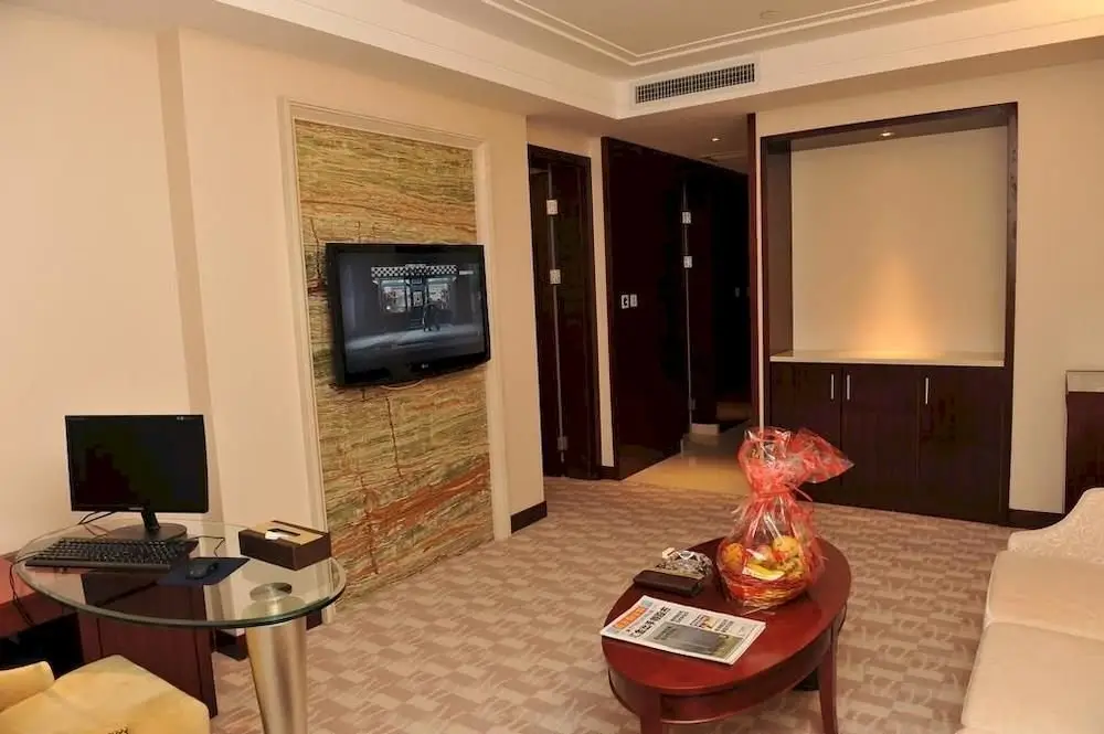 Шэньчжэнь: Western Coast Garden Hotel