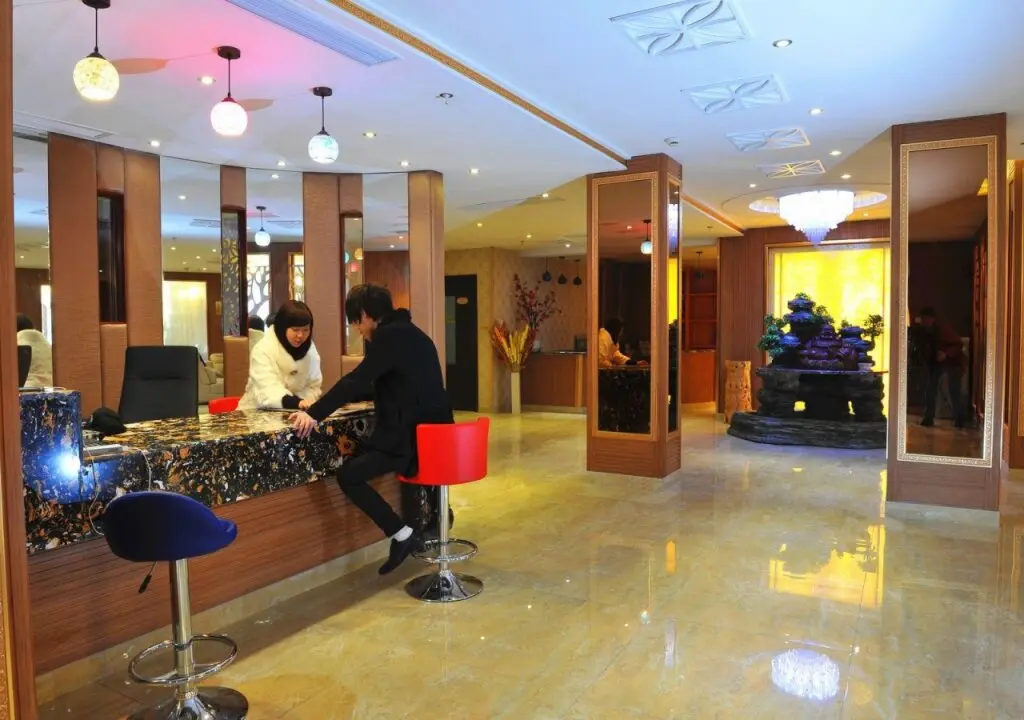 Ханчжоу: City Hotel(Hangzhou Renmin Road Metro Station)