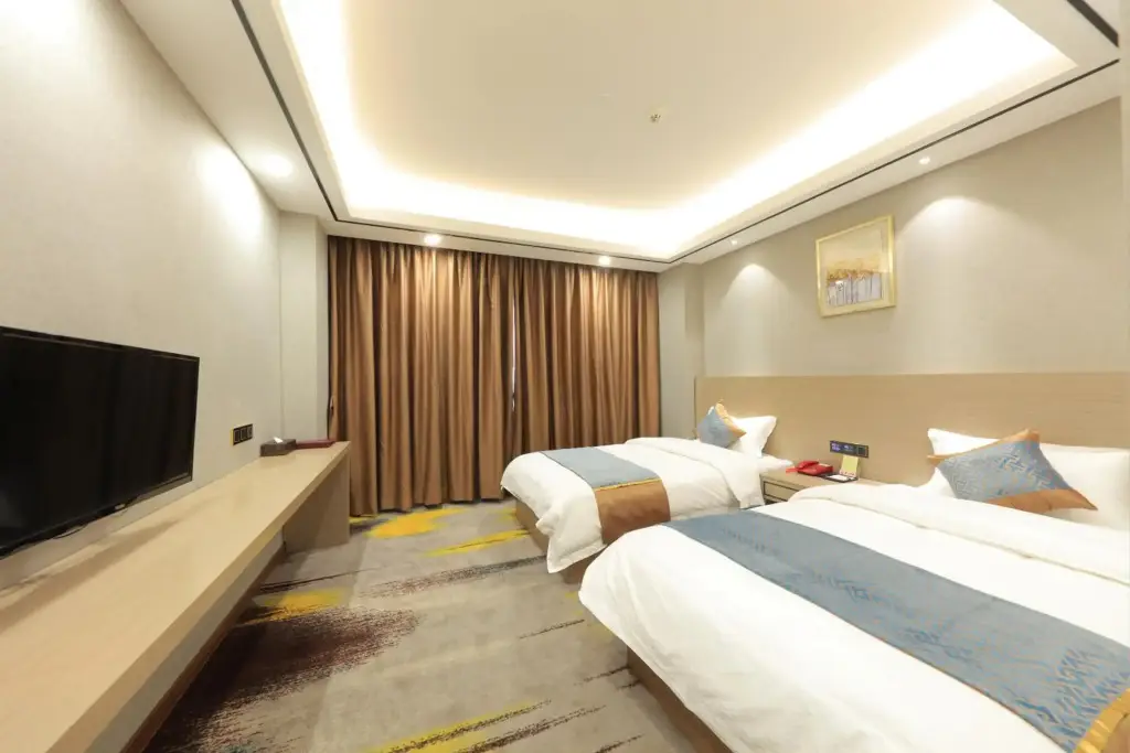 Гуанчжоу: Five Rams City Hotel