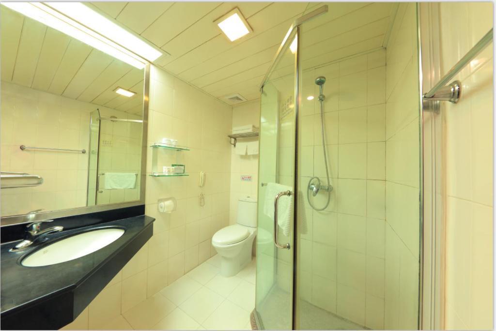 Гуанчжоу: Five Rams City Hotel
