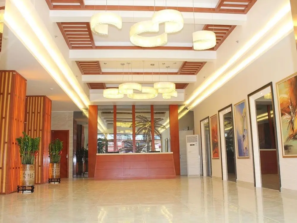 Шэньчжэнь: Shangdong Hotel - Shenzhen