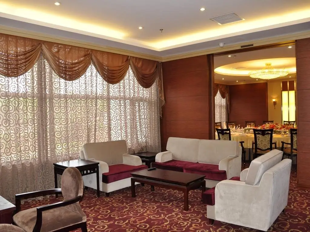 Куньмин: Dian Chi Hotel