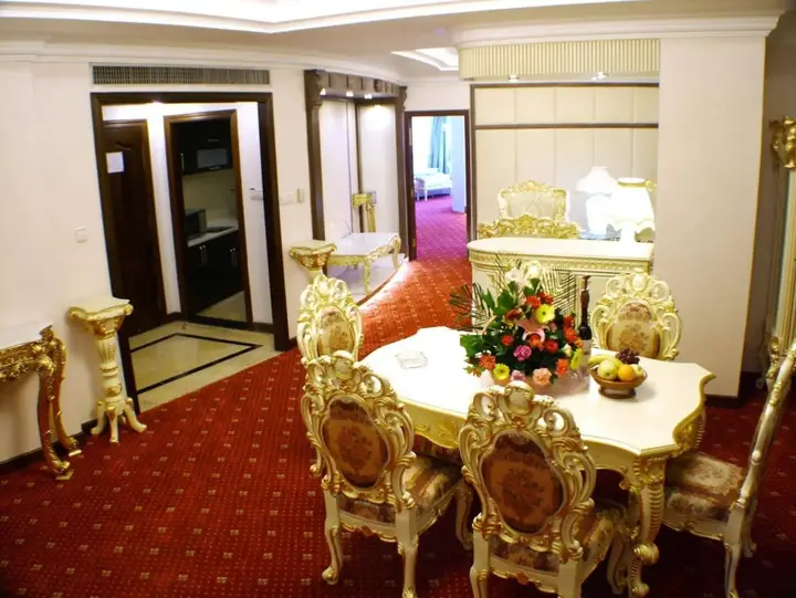 Наньчан: Jindu Crown Hotel