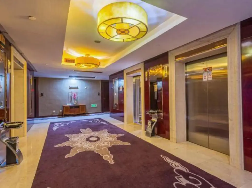 Цюйчжоу: Long You West Lake Hillview International Hotel