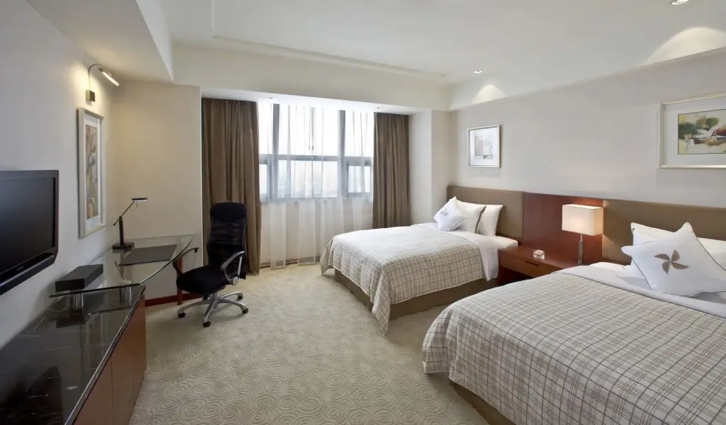 Чаншу: Merryland Traders Hotel