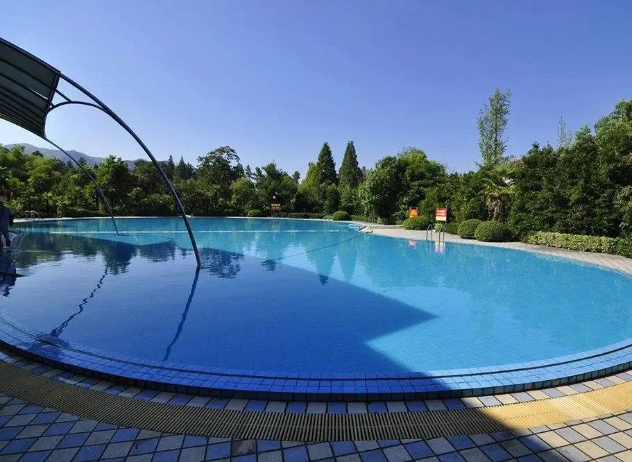 Хучжоу: Sunny Holiday Resort