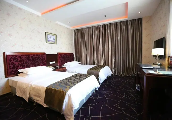 Наньчан: Milan Holiday Hotel