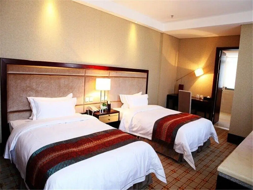 Erdos Xincheng International Hotel — фото 1