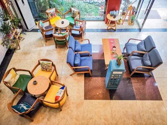 Emeishan Fengyuan Hotel — фото 1