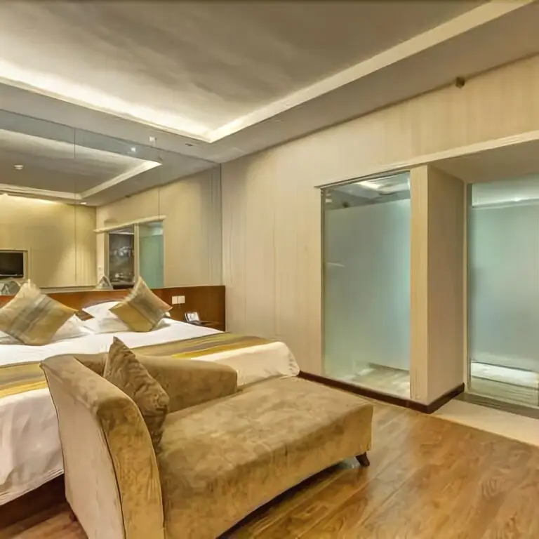 Ханчжоу: Juhua Hotel Hangzhou