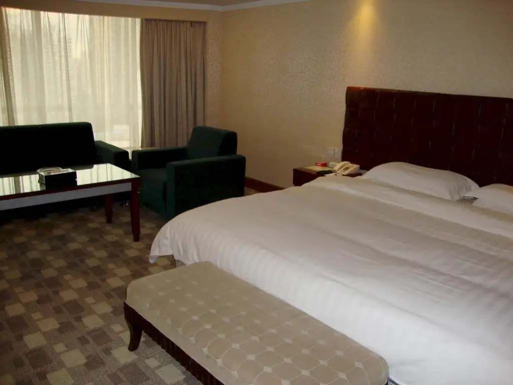 Гуанчжоу: Huaweida Hotel