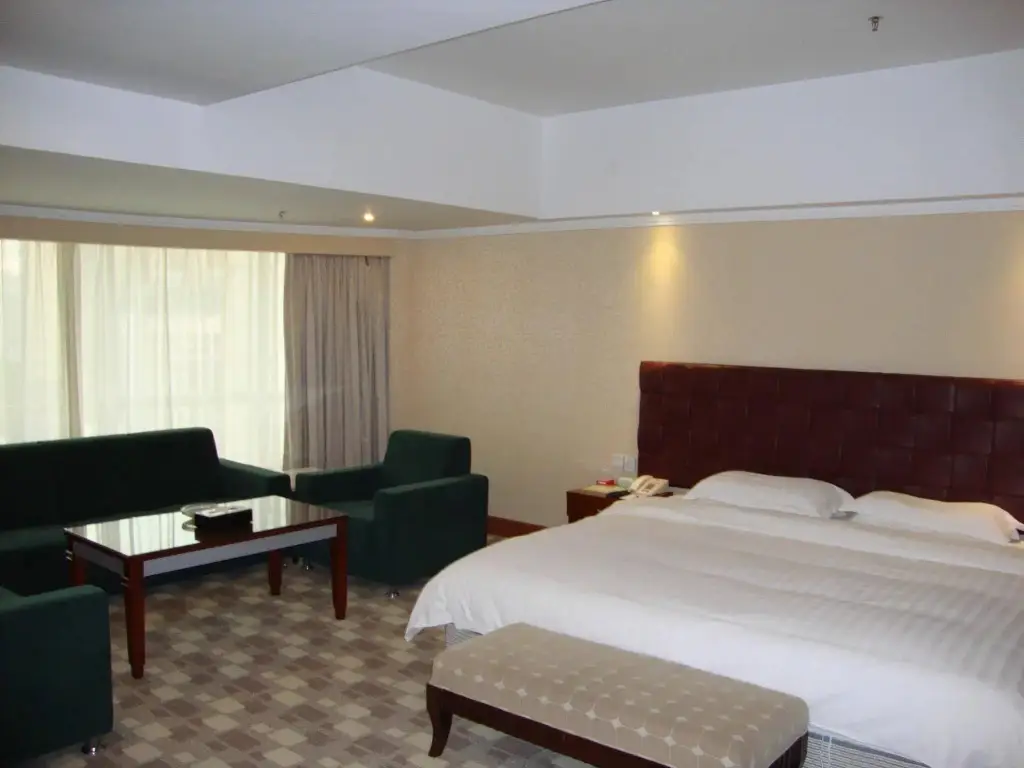 Гуанчжоу: Huaweida Hotel