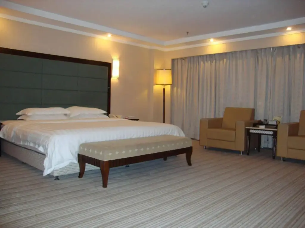 Гуанчжоу: Huaweida Hotel