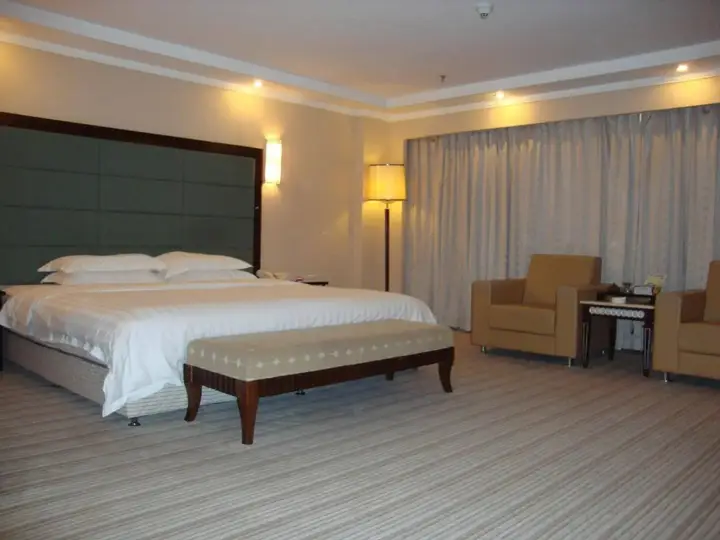 Гуанчжоу: Huaweida Hotel