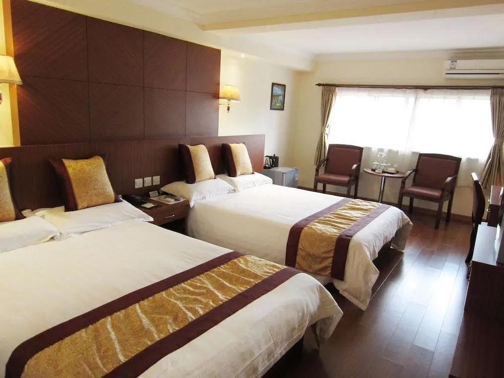 Шанхай: Your Home Hotel