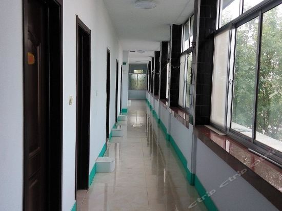 Цзыбо: Taihe Hotel