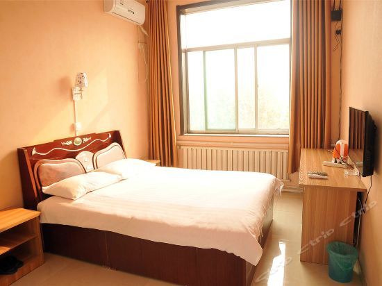 Цзыбо: Taihe Hotel