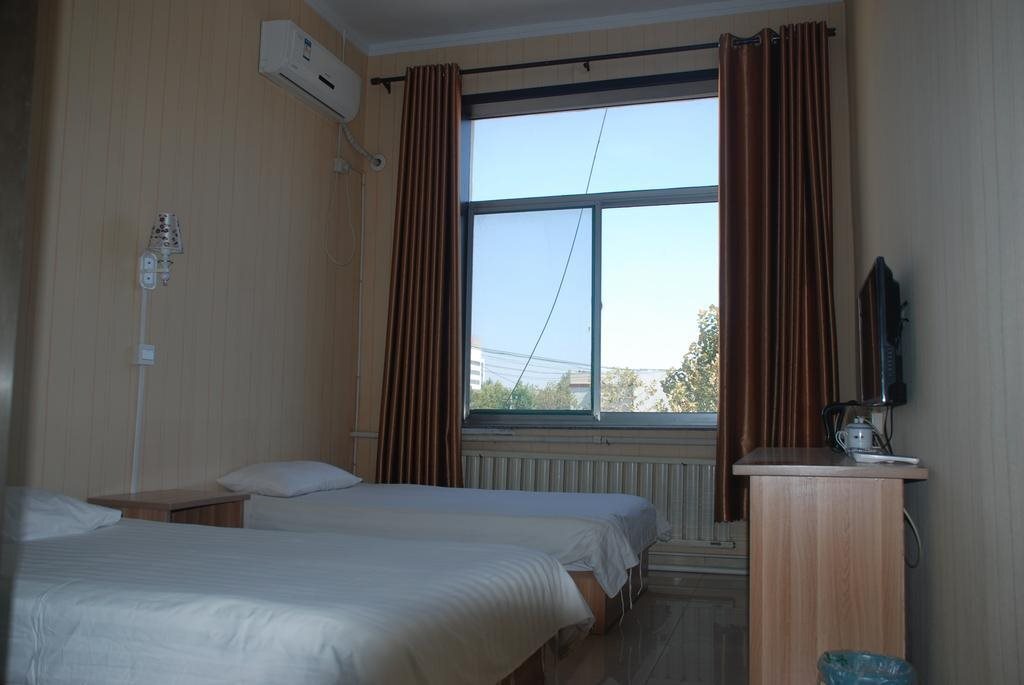 Цзыбо: Taihe Hotel