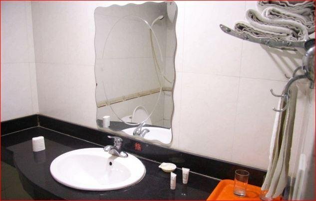 Хандань: Daming Shanghui Express Hotel